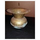 Brass spitoon, 9.5x8" Brass spitoon, 9.5x8"