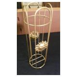 Toilet paper holder, 17.5 x toilet paper roll Toilet paper holder, 17.5 x toilet paper roll