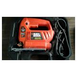 Black and decker jig saw with case