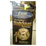 Cutting tool blade saver system in box