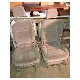 2 dodge caravan seats.
