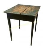 2 Board Top Stand in Original Green Paint
