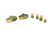 Shawnee Corn-Shaped Serving and Shaker Set