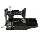 Singer Model 221 Featherweight Sewing Machine