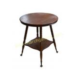 Round Oak Parlor Table