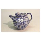 Neolia Cole, Sandford NC Teapot, Dated 1967