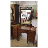 Mahogany Vanity W Mirror