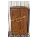 Grain Painted European Wardrobe W Drawer