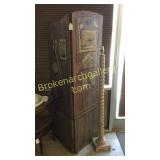 Folding Screen & Floor Lamp