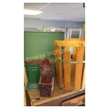 4 Decorative Items