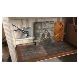 3 Decorative Items