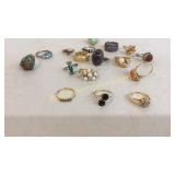 17 Rings, Some 14 & 10 k Gold