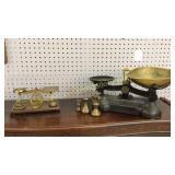 2 Table Top Scales