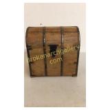 Dome Top Bottle Box