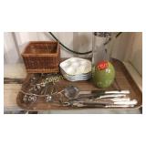 Group Assorted Kitchen Items