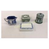 4 Pieces Wedgwood, Schater & Vader