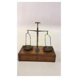 Table Top Scale with Weight Set