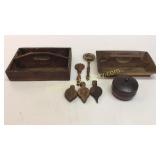 2 Cutlery Trays, Box, 5 Objects