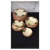 28 Pieces Franciscan Apple China