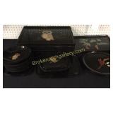 44 Pieces Lacquered Serving Ware