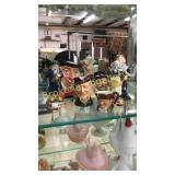 7 Figurines