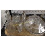 8 Pieces Glassware