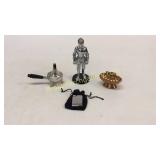 3 Table, 1 Pocket Lighter