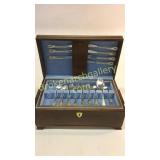 32 Pieces International Sterling