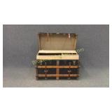 Vintage Steamer Trunk W Trays