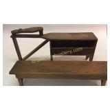 Cobblers Bench, Wood Stand