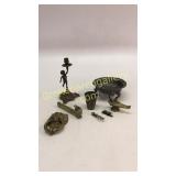 8 Brass and Pewter Articles