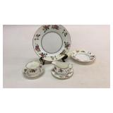 33 Pieces Wedgwood Chinese Flowers China