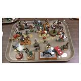 Approximately 25 Lead Soldiers