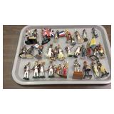 Approximately 30 Lead Soldiers