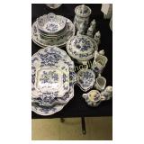 23 Pieces Blue Danube