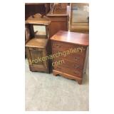 Demunitive 4 Drawers Chest & NightStand