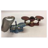 2 Counter Top Scales