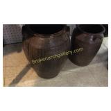 2 Pieces Pottery