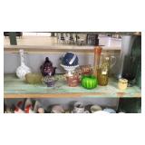 Approximately 17 Pieces Glass