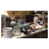 Table Lot Offered Choice