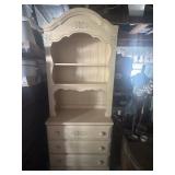 KITCHEN CUPBOARD