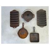WAGNERï¿½S CAST-IRON COOKWARE MINIATURES