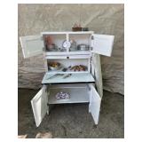 VINTAGE KIDS KITCHEN PLAYSET