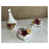 ROYAL ALBERT OLD COUNTRY ROSES, VANITY SET