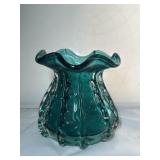 ART GLASS RUFFLED BUD VASE