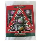 SHINY BRIGHT ORNAMENTS