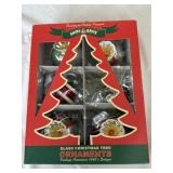 SHINY BRIGHT ORNAMENTS