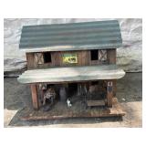 PRIMITIVE BIRDHOUSE