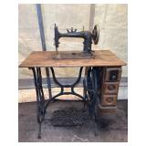 ANTIQUE DOMESTIC TREADLE MACHINE
