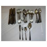 ONEIDA COMMUNITY TUTOR PLATE FLATWARE